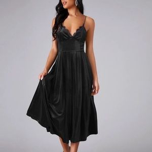 BLACK VELVET DRESS